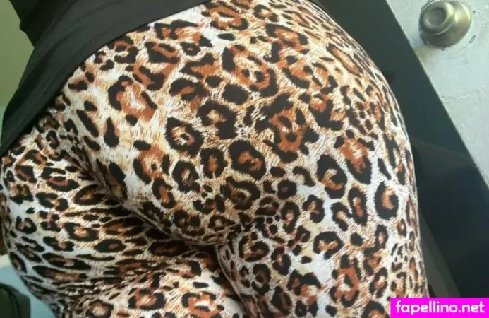 Nicole Schwenk OnlyFans Thumbnail #YxKb9HWrBA