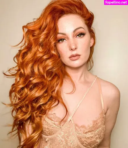 Nicole Simone OnlyFans Thumbnail #HwVoqOur7l