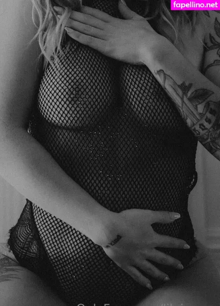 Nicole Stoolfire OnlyFans Thumbnail #o9brTNE90R