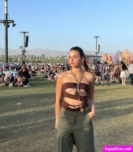 Nicole Wallace OnlyFans Thumbnail #U3tVSsHpnt