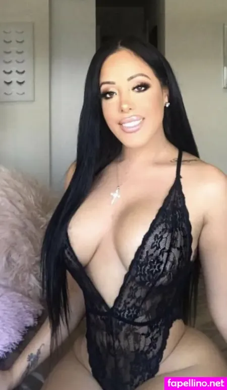 Nicole Zavala OnlyFans Thumbnail #0HOKm4gESc