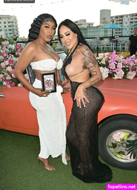 Nicole Zavala OnlyFans Thumbnail #KgDJl990J1