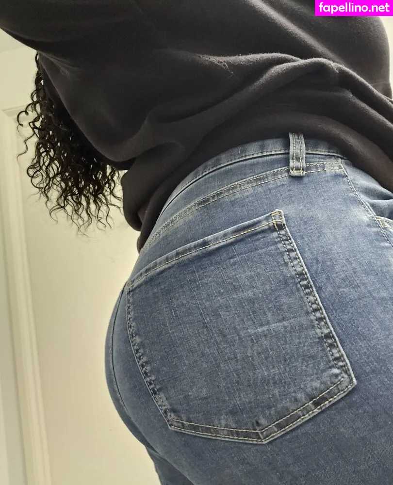 Lizzie38, nicole2520, nicole_25_8, willis_nicole Nude Leaked OnlyFans Photo #ooSKq6EKA7