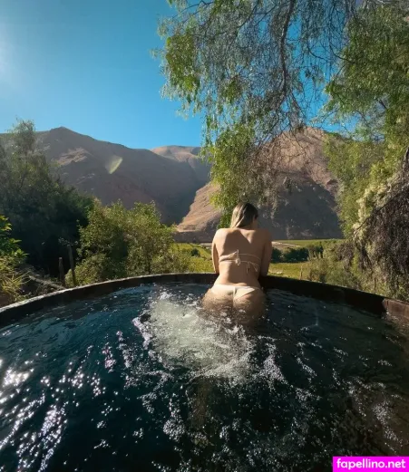 Nicole3e E Main Profile Photo