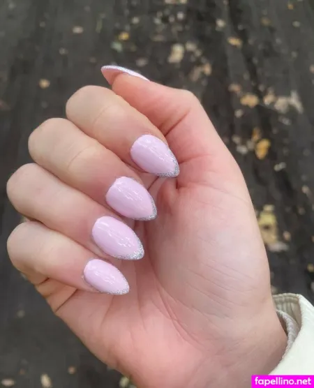 Nicolebehare Main Profile Photo