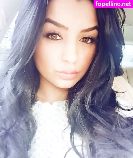 Nicolebella OnlyFans Thumbnail #pIBHDM6IZw