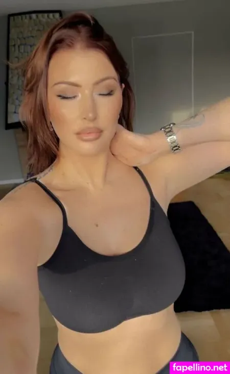 Nicolebergh OnlyFans Thumbnail #J0a7EXedUX