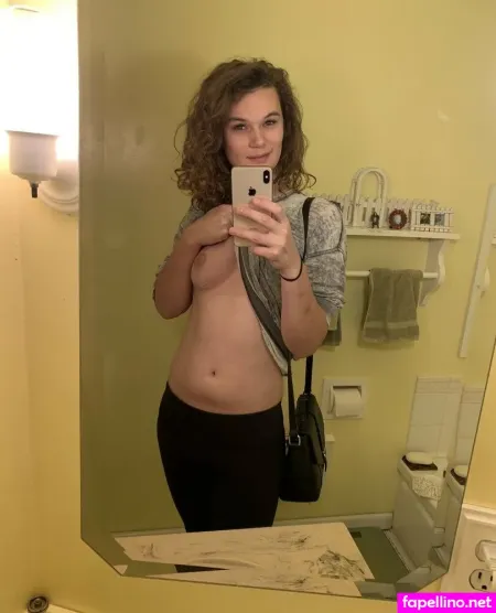 Nicolecknight OnlyFans Thumbnail #iuYxDsQa9R