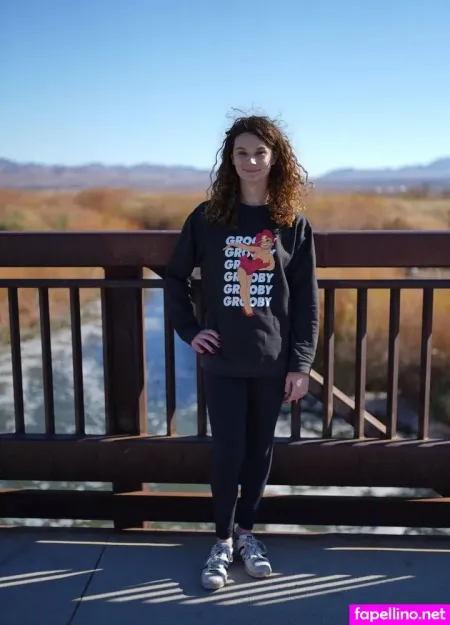 Nicolecknight OnlyFans Thumbnail #nWxVGCh7L2