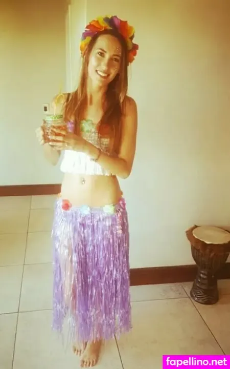 Nicoleen Bush Van Vuuren Main Profile Photo