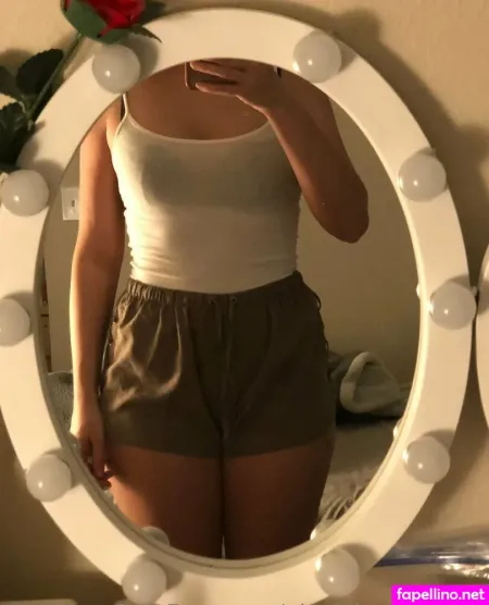 Nicolehotwifefree OnlyFans Thumbnail #KS6ijtJAll
