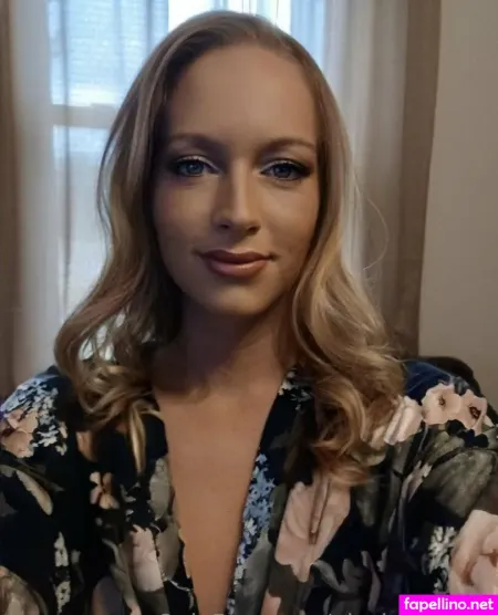 Nicolejade 4u OnlyFans Thumbnail #gWjqPjNroU