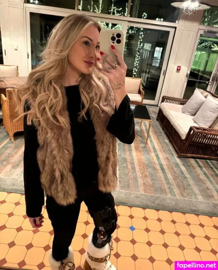 Nicoleknightusa OnlyFans Thumbnail #2ZaEOjdMir