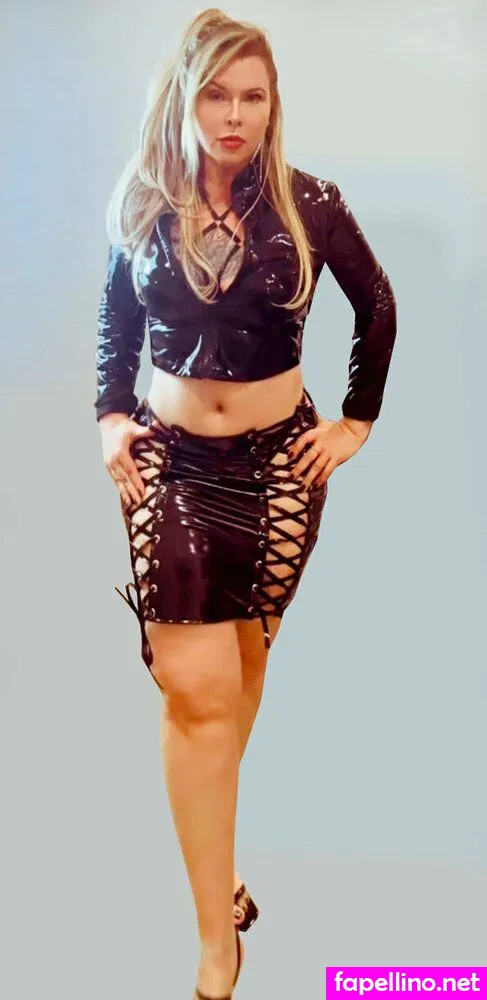 nicoleperrie, perrie.nicole Nude Leaked OnlyFans Photo #LuH0qUNRr4