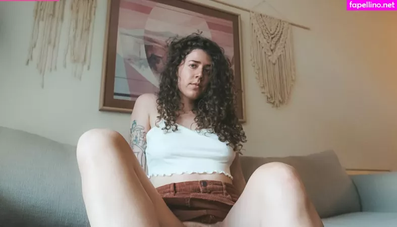 Nicolequinn OnlyFans Thumbnail #5BtVnOjWni