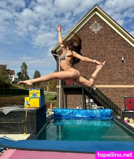 Nicoleskirtsfree OnlyFans Thumbnail #tZ4ZU25Jhu