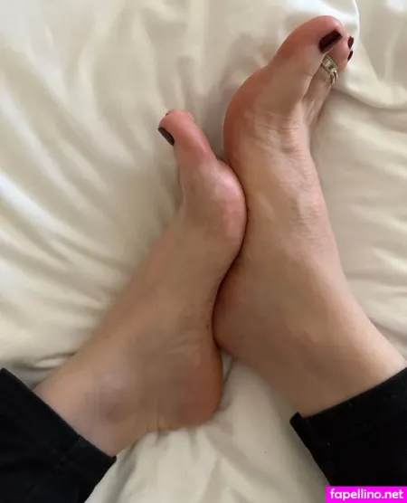 Nicolessoftsoles OnlyFans Thumbnail #C3IlrHyq7O