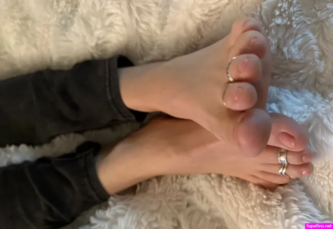 Nicolessoftsoles OnlyFans Thumbnail #PIyppDY3EU