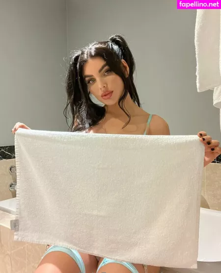 Nicolethorne OnlyFans Thumbnail #7tnpCjeaAW