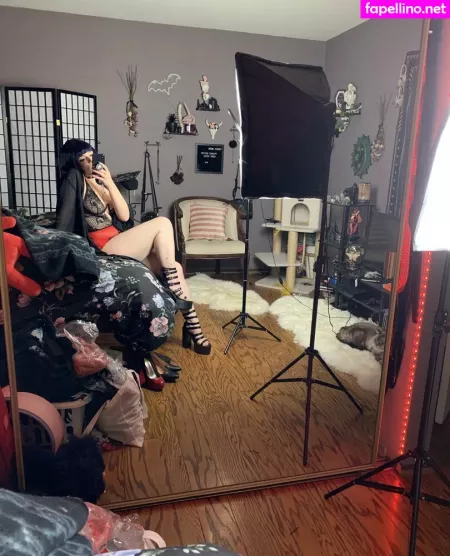 Nicoletters OnlyFans Thumbnail #D2BeTFSGyi