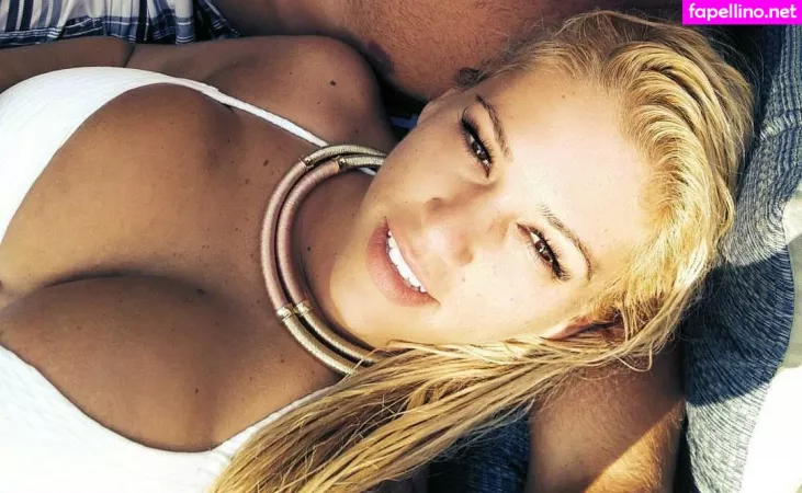 Nicolle A OnlyFans Thumbnail #miiRCrzIbk