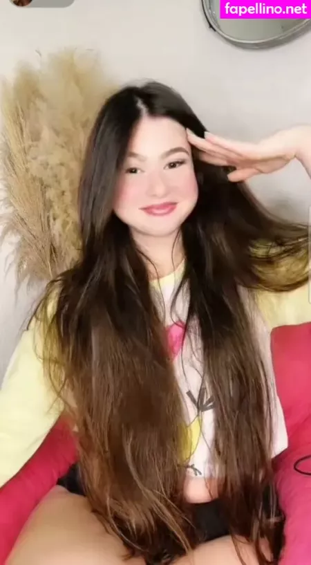 Nicolle Caroline OnlyFans Thumbnail #YaQvd9sXMY