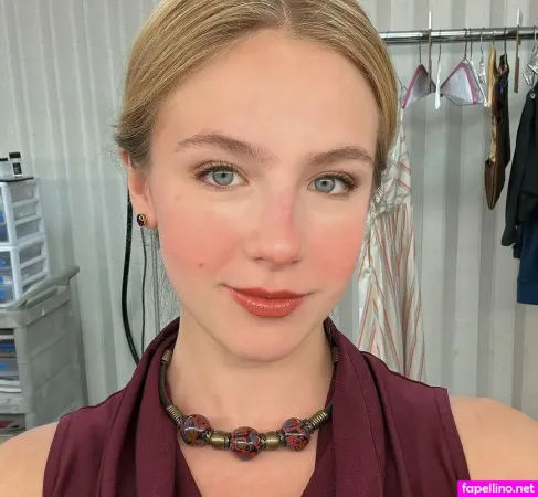 Nicolle Castro OnlyFans Thumbnail #bZUrCLrmQG