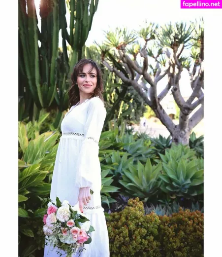 Nicolle Gironda OnlyFans Thumbnail #v79VmEP08W