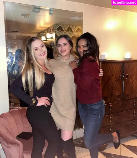 Nicolle Gironda OnlyFans Thumbnail #y0Sb2MZtIA