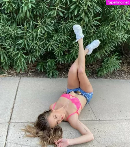 Nicollefree OnlyFans Thumbnail #aLqYkX6rvV