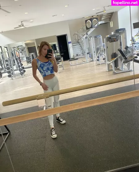 Nicollefree OnlyFans Thumbnail #hC60ECFtE5