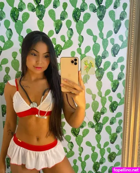 Nicollyrosae Main Profile Photo