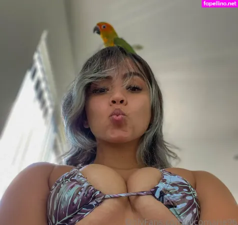 Nicomarie96 OnlyFans Thumbnail #2pT74tjnL7