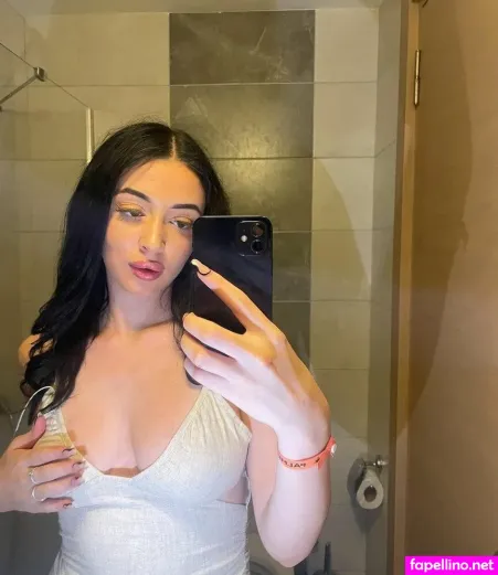 Nidakhan OnlyFans Thumbnail #7PFpwEsgG1