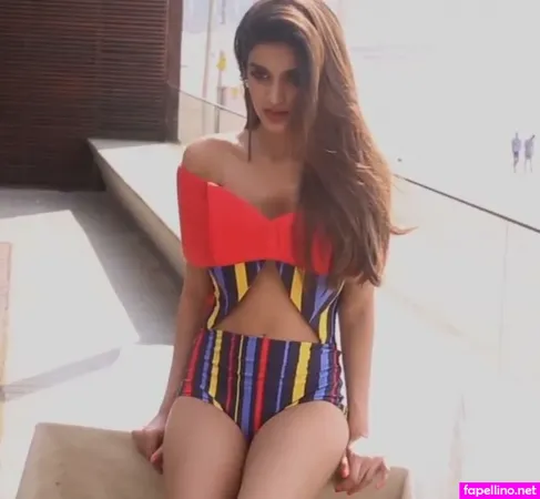 Nidhhi Agerwal OnlyFans Thumbnail #PSGssD6kHD