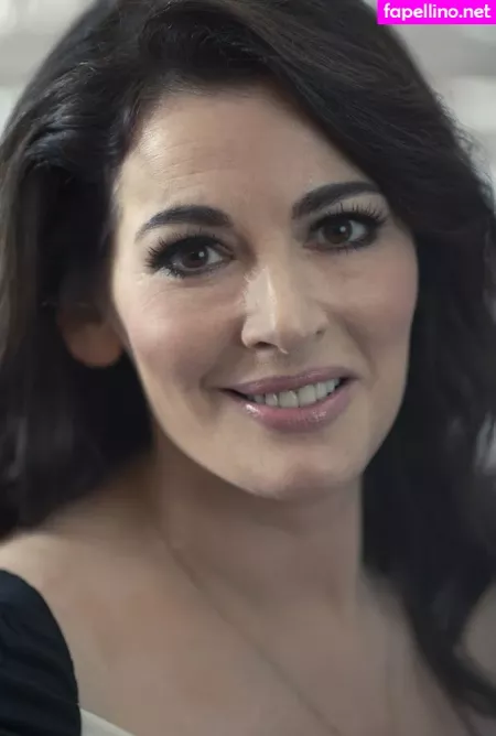 Nigella Lawson OnlyFans Thumbnail #BMiphTx1fL