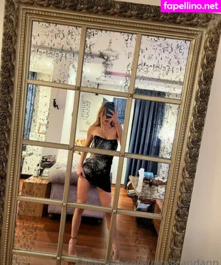 Nihal Candan OnlyFans Thumbnail #OuIObmgtf7