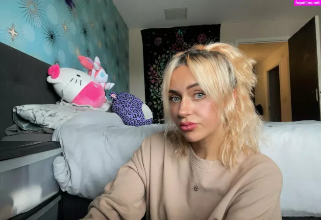 Niicoleamy X OnlyFans Thumbnail #MB2aOghp3e