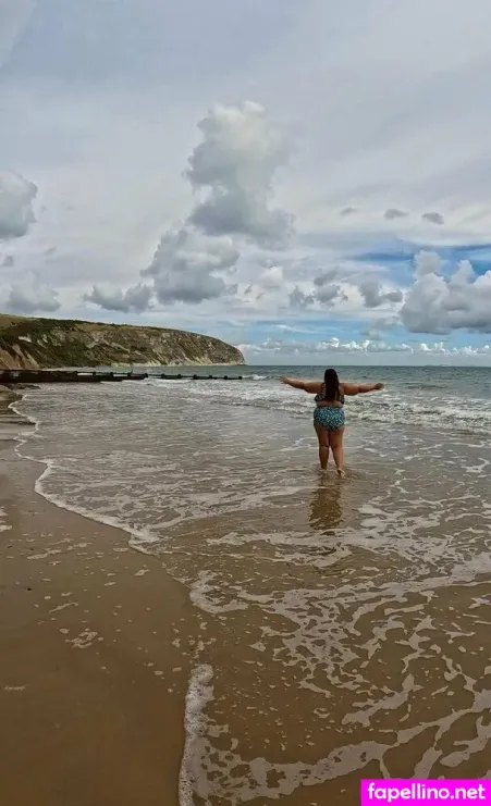 Nik By The Sea OnlyFans Thumbnail #PLZdWZ0uIX