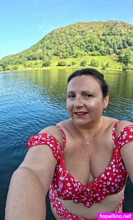 Nik By The Sea OnlyFans Thumbnail #tncl8E7rjz