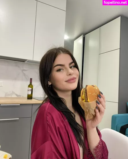 Nika Dream OnlyFans Thumbnail #Z8RYaq3680