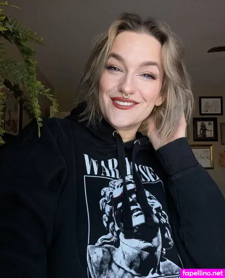 Nika Howard 1 OnlyFans Thumbnail #VF3YI96Loh