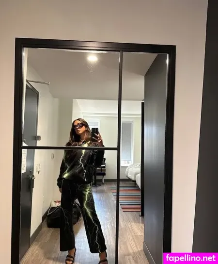 Nika Muhl OnlyFans Thumbnail #65W2LffUNf