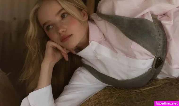 Nika Roeffen OnlyFans Thumbnail #YCpthJ583O