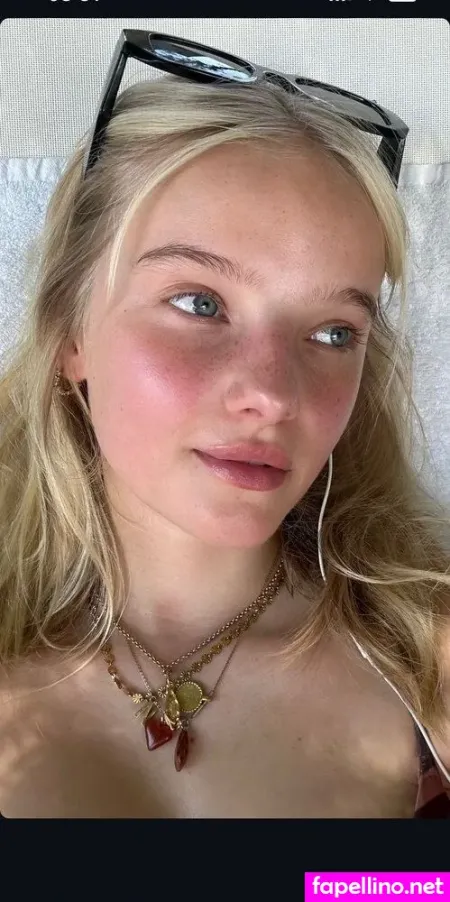 Nika Roeffen OnlyFans Thumbnail #cd4v9RkQo1