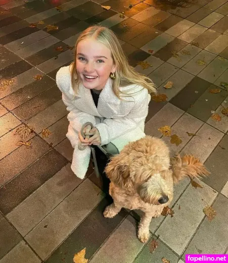 Nika Roeffen OnlyFans Thumbnail #jMyG4Zy4is