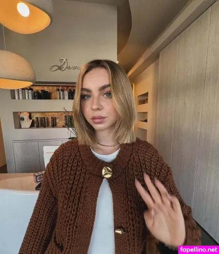 Nika Sofie 1 OnlyFans Thumbnail #4vfoDpYYIB