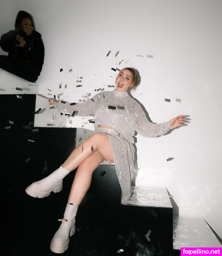 Nika Sofie Nude Leaked OnlyFans Photo #D1H2eegeLR