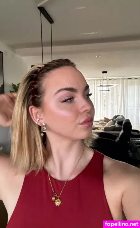 Nika Sofie 1 OnlyFans Thumbnail #ykk3WGoTp6