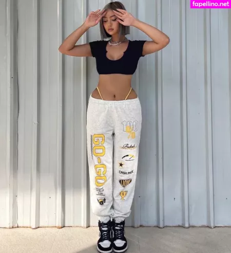 Nikahigashionna OnlyFans Thumbnail #Ohevck2r3N